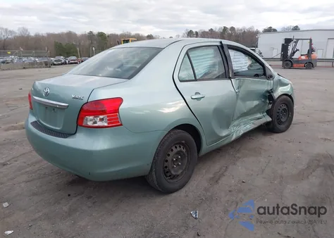 2009 Toyota Yaris z USA, uszkodzony, nr VIN JTDBT903894042534